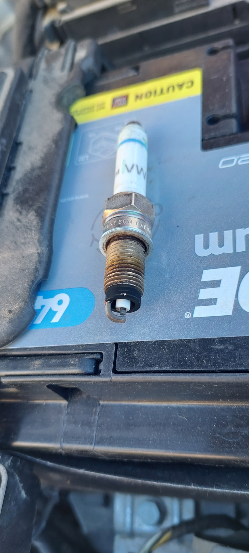 фото свечи 1-го цилиндра — Volkswagen Polo Sedan