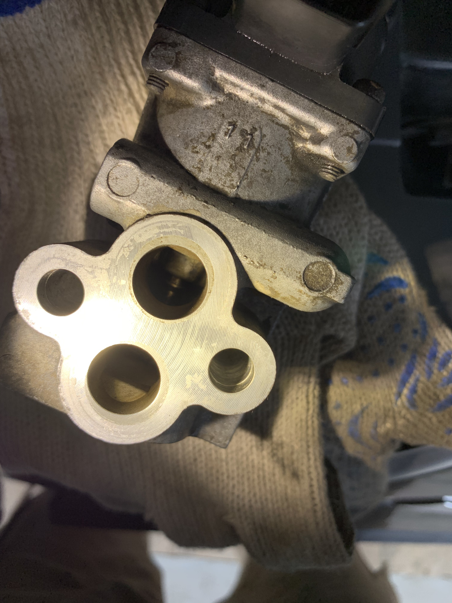 Чистка дроссельной заслонки и клапана ЕГР — Mitsubishi Outlander XL, 2 ...