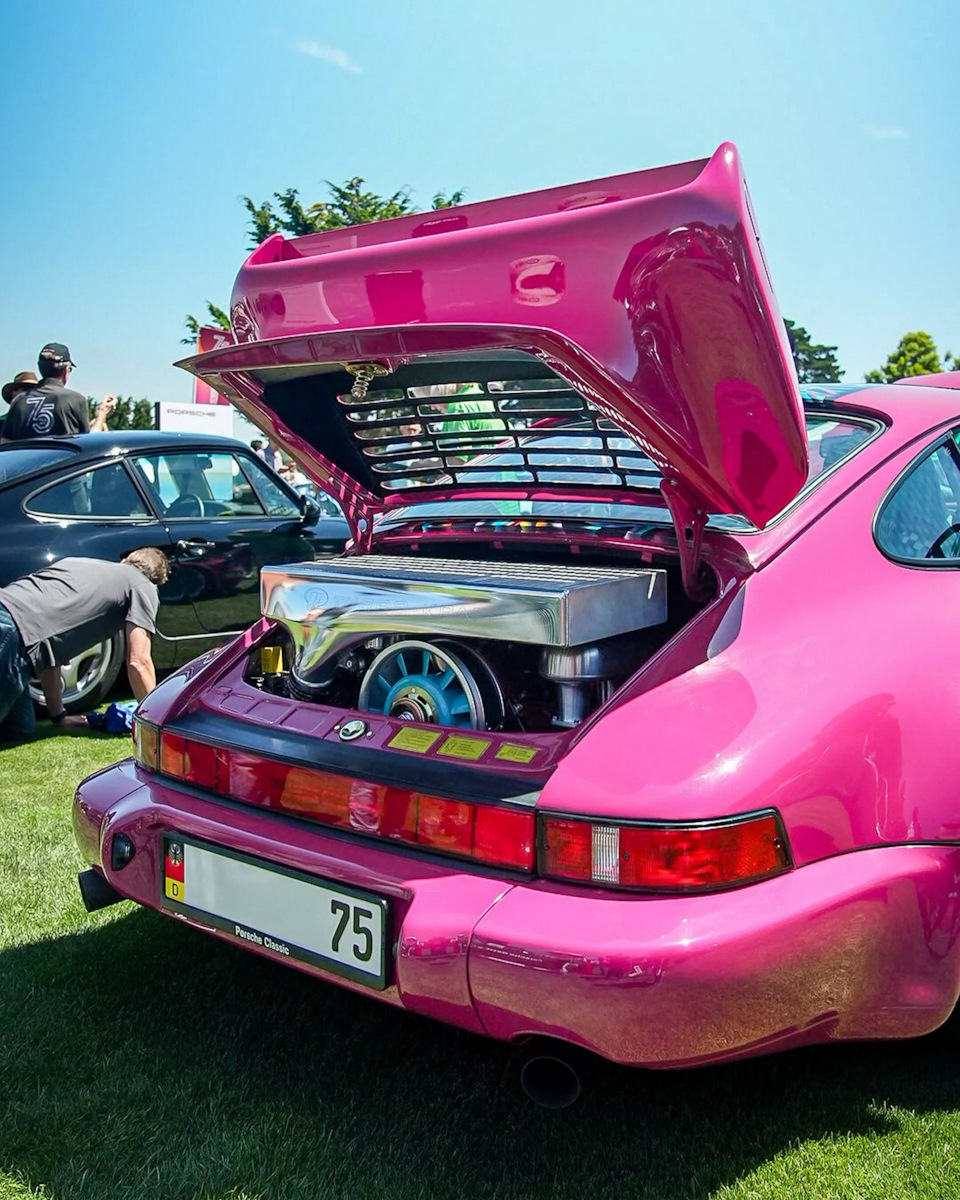 Porsche 930 Singer