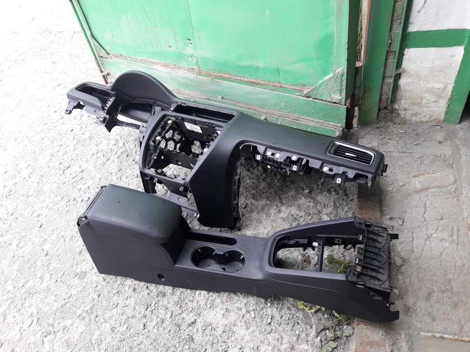 Фото в бортжурнале Volkswagen Jetta VI
