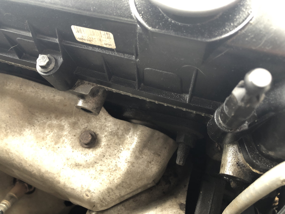 Решил поменять прокладку под клапанной крышкой — Ford Mondeo IV, 2 л ...