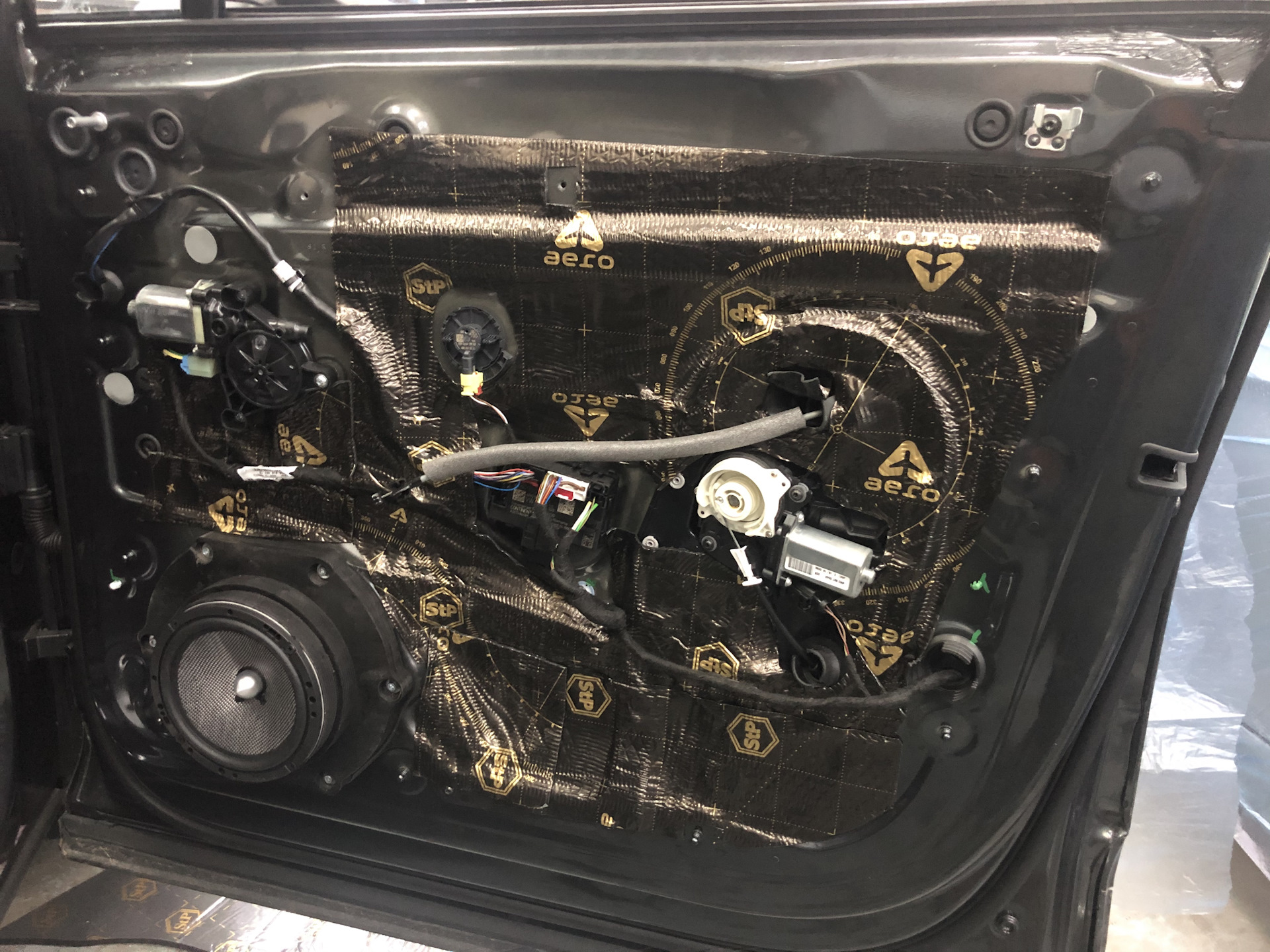 Дверь audi q7