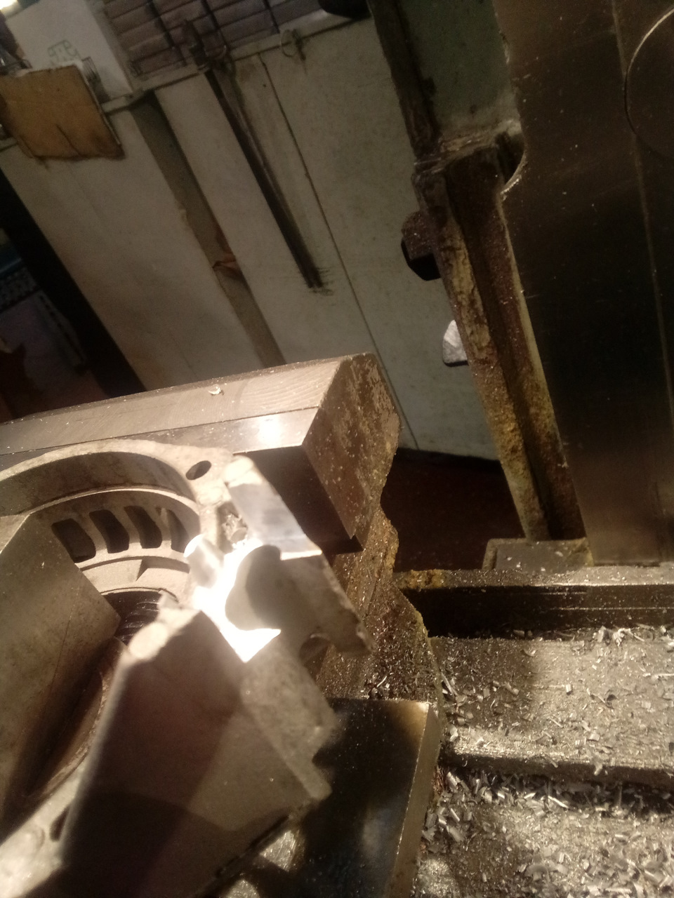 И второе — Lada 2120 Надежда