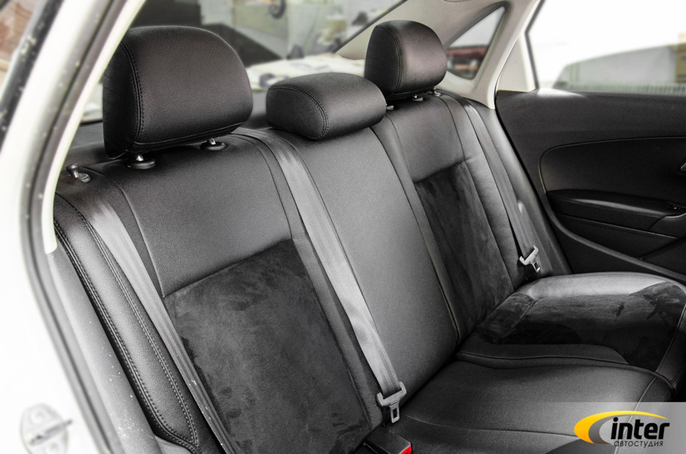 материал для обивки сидений. ткань для обивки сидений автомобиля. что такое наппа и алькантара. пошив салона автомобиля.