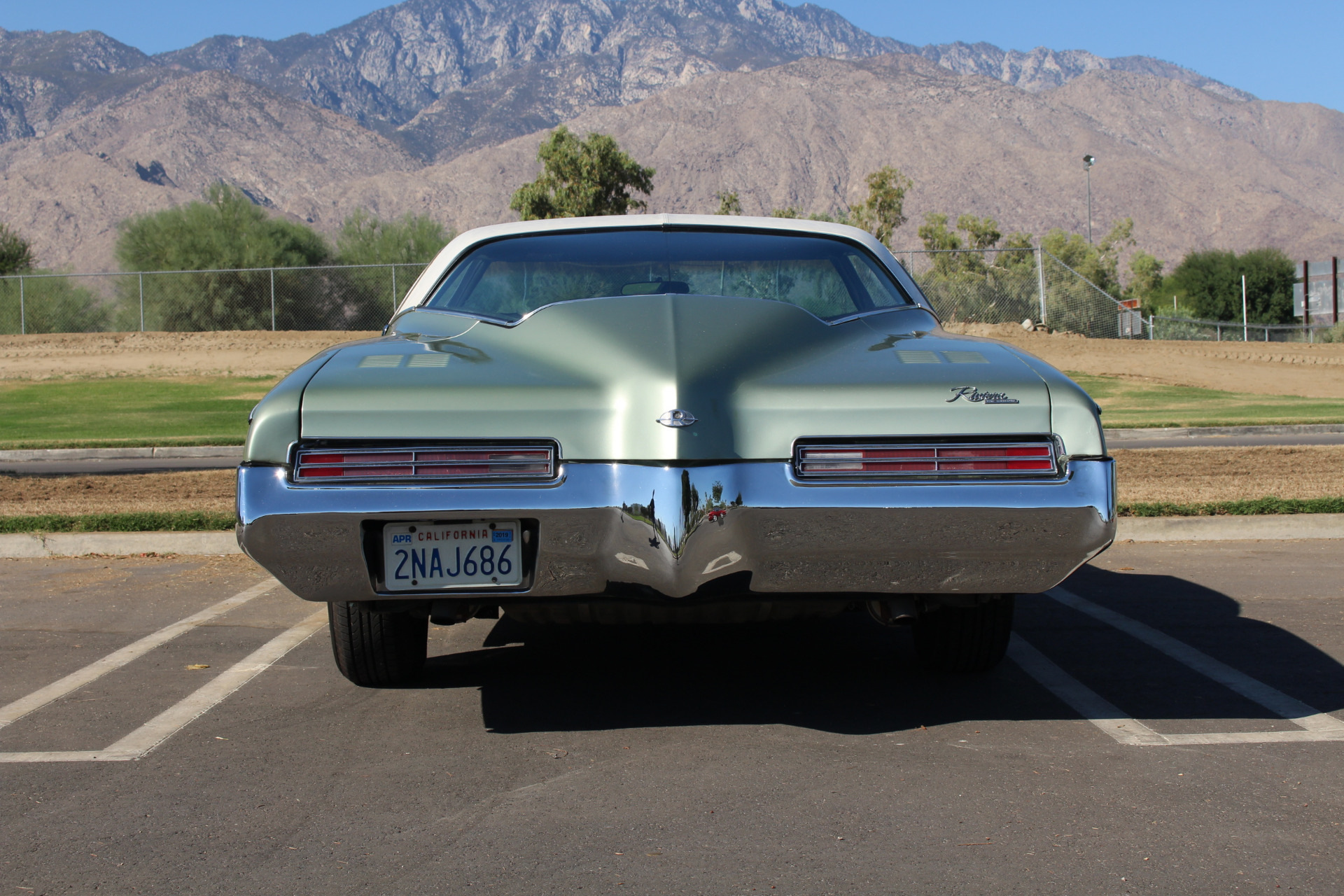 Buick Riviera 1