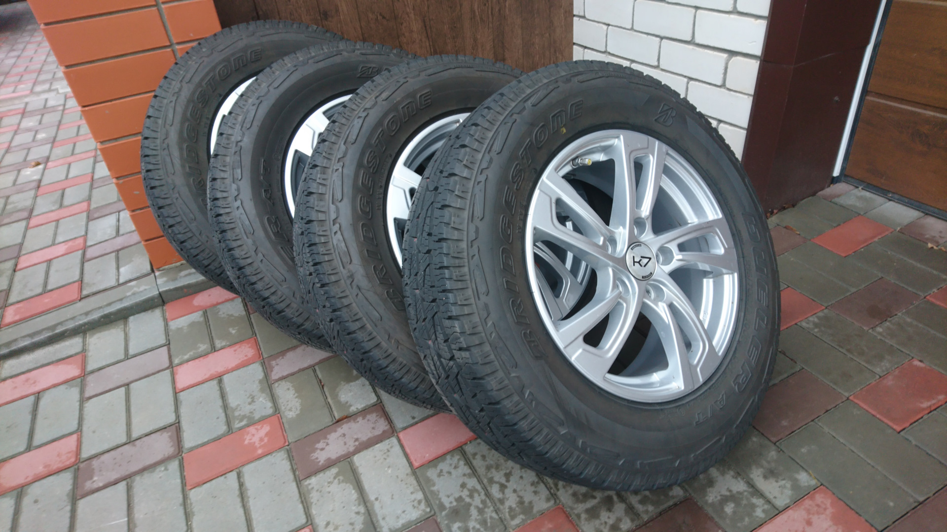 215 70 r16. 215/70 R16 Bridgestone Dueler a/t 001 100s. 215/70/16 Bridgestone Dueler a/t 001 100. 215/70r16 100s Dueler a/t 001 TL. Bridgestone 215/70r16 100s Dueler a/t 001 TL.