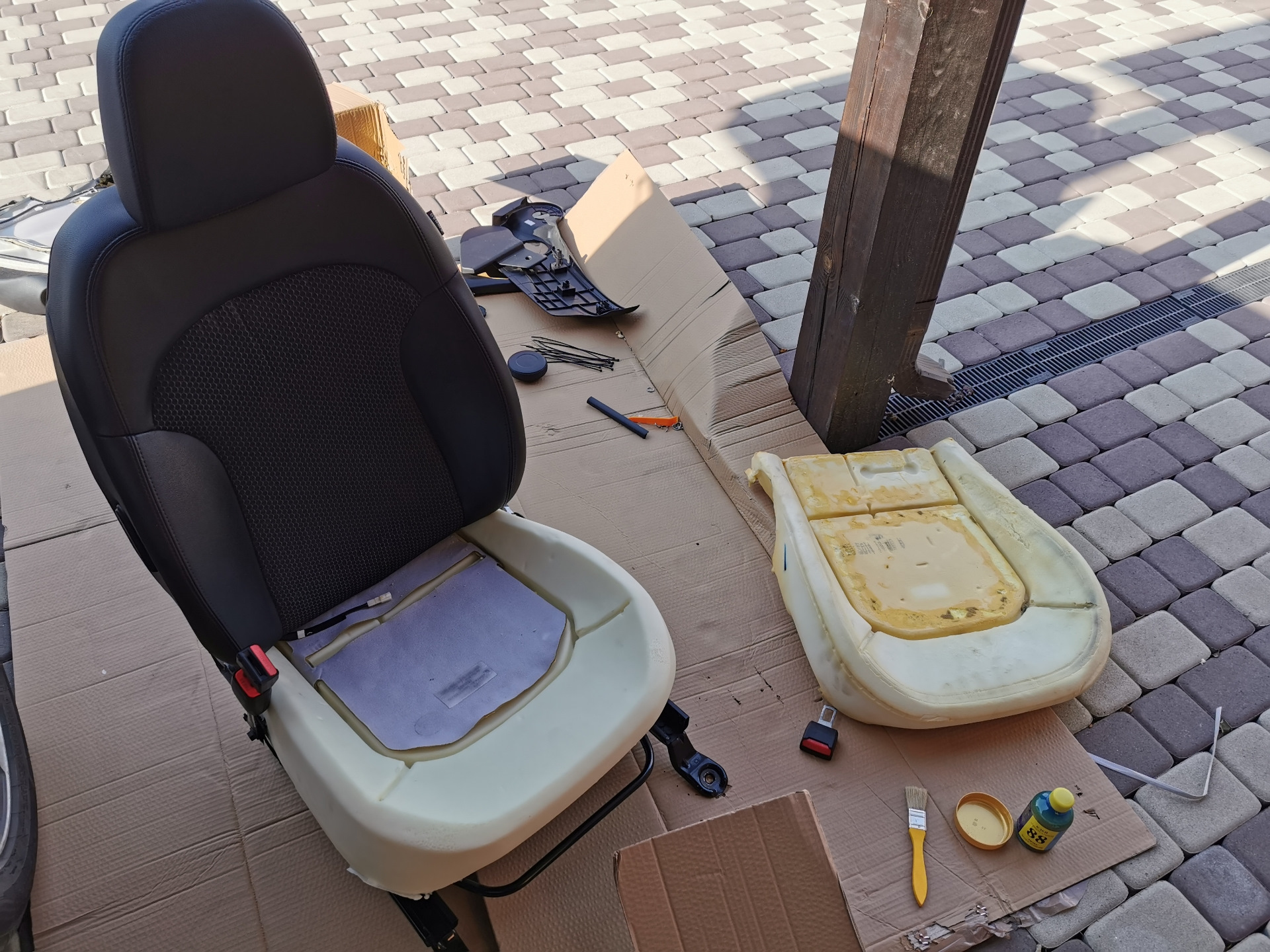 Замена поролона и чехла водительского сидения — Hyundai ix35, 2 л, 2012 ...