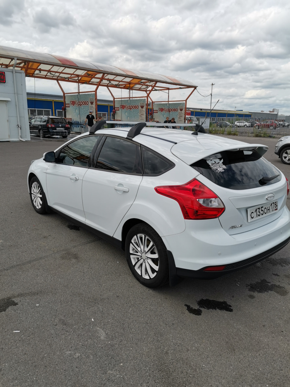 Установка багажника — Ford Focus III Hatchback, 1,6 л, 2014 года |  аксессуары | DRIVE2