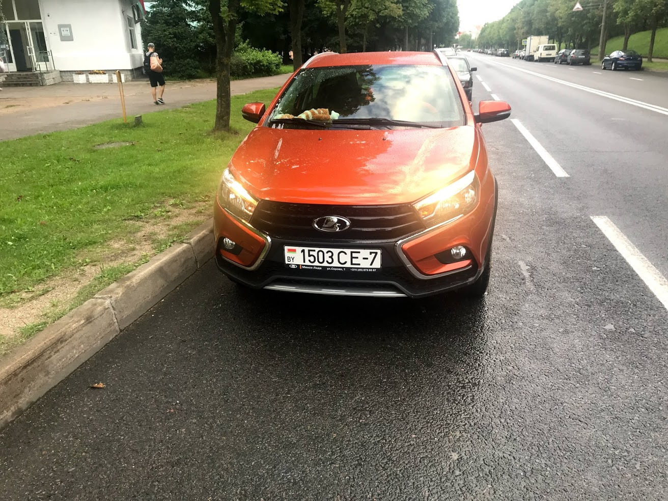 Белые Дхо Лада Веста Купить