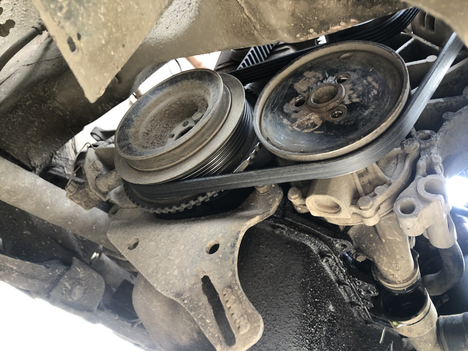 Помпа, система ОЖ Часть 1 — Volkswagen Golf Mk3, 1,4 л, 1993 года ...