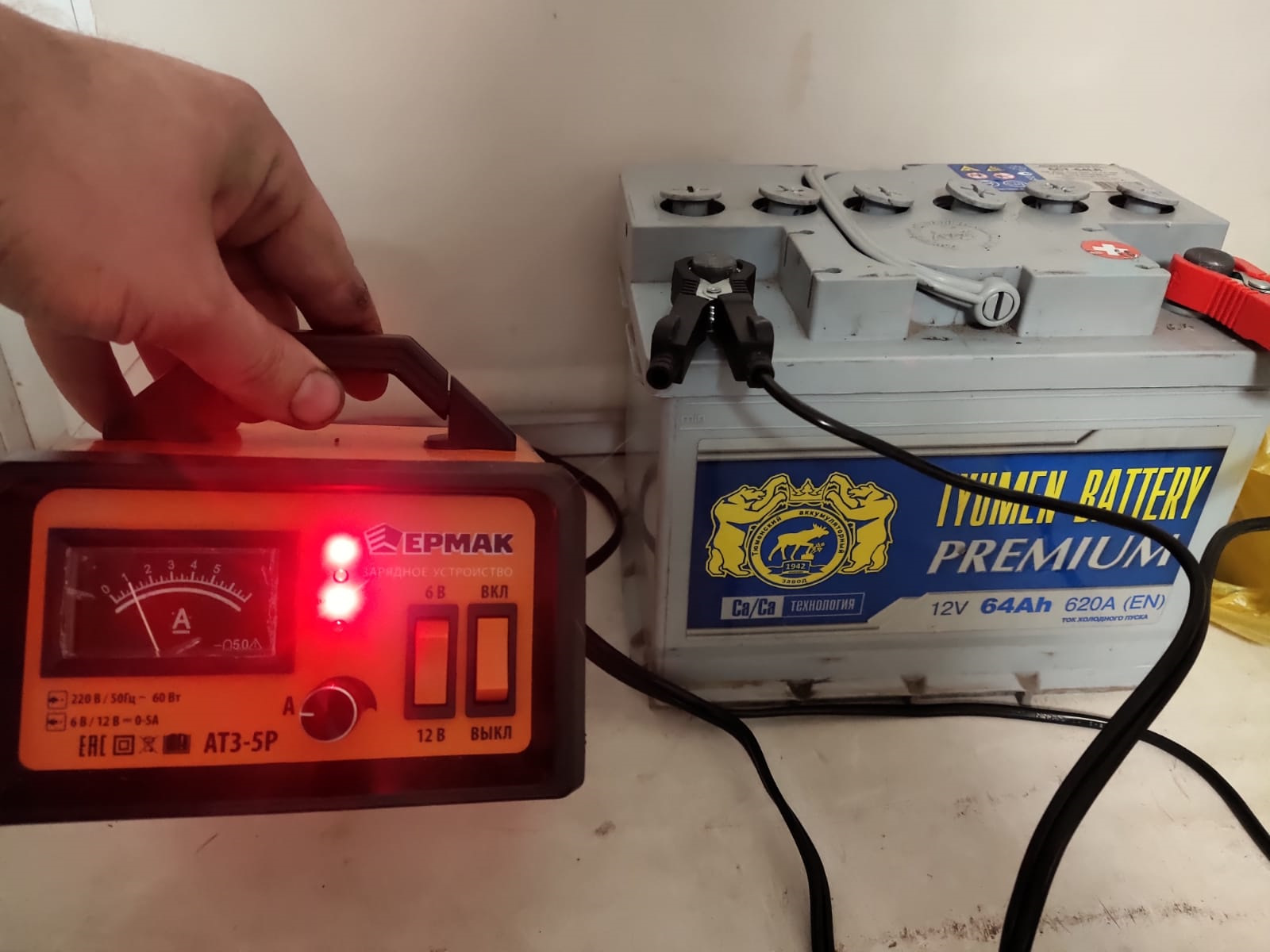 Профилактика АКБ Тюмень Премиум 64Ah — Mazda 323 VI, 1,6 л, 2001 года ...