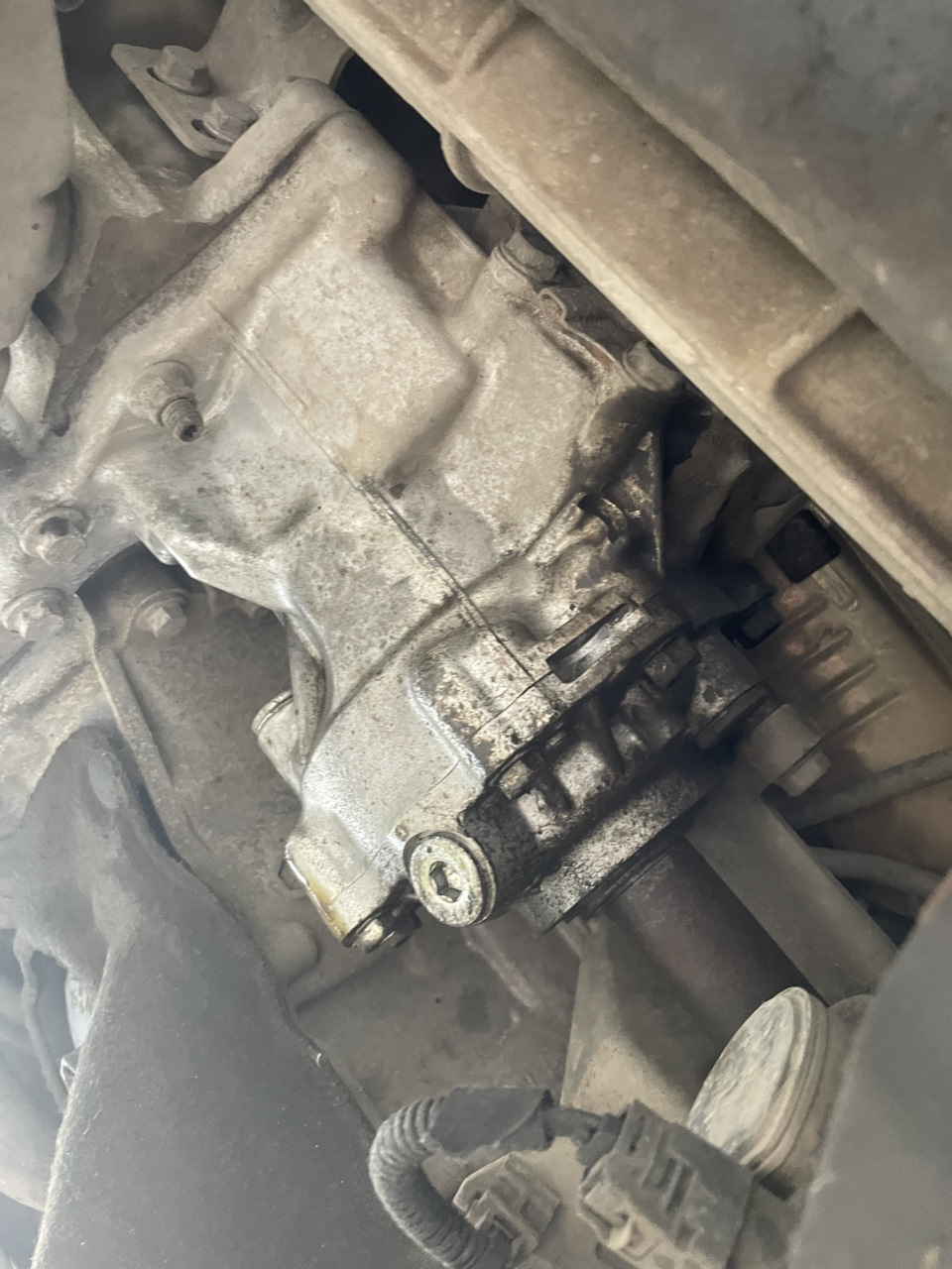 Текло прилично — Renault Arkana