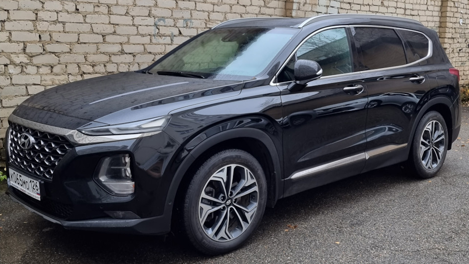 Santa fe 2019 2.2 дизель. Santa Fe 2019. Хендай Santa Fe 2018. Hyundai Santa Fe 2019 семиместный.