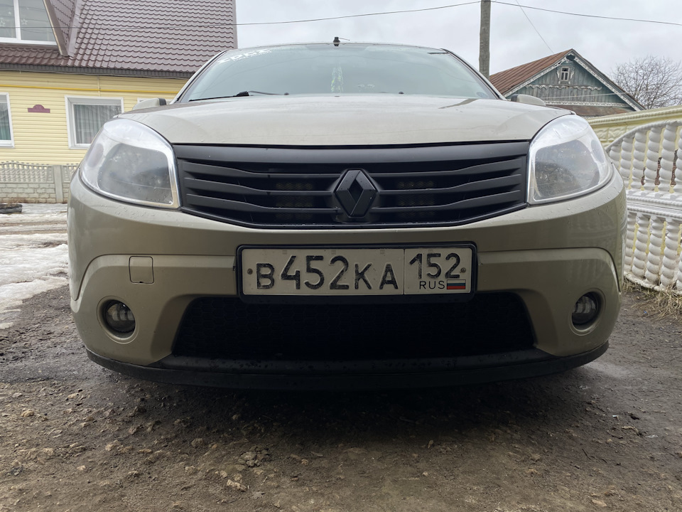 LED птф в Рено Сандеро — Renault Sandero 1G, 1,6 л, 2010 года | тюнинг ...