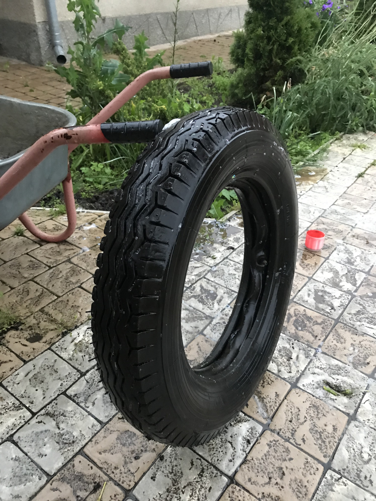 Новая резина москвич 401 — Москвич 401, 1,1 л., 1954 года | шины | DRIVE2