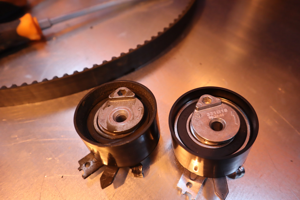 Генератор рено дастер 2. Duster 1. 7701476476 renault ремень генератора комплект. 04e103469bq под цепь или ремень. 5 dci.