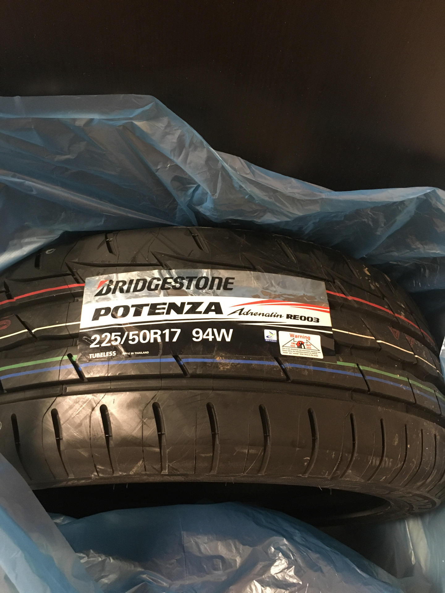 Летняя резина bridgestone. Бриджстоун или Мишлен. Adrenalin re003 глубина протектора шины. Adrenalin re004 235/55 r17 103w XL на Вольво хс70. Камри 2021 года резина Бриджстоун летняя.