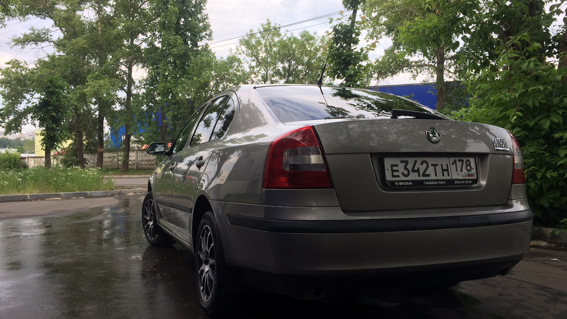 Skoda Octavia A5 Mk2 1.6 бензиновый 2008 | по прозвищу 