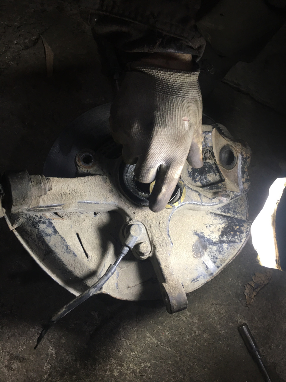 Вертикальный люфт приводов и постоянно рвущийся пыльник .Решение ...