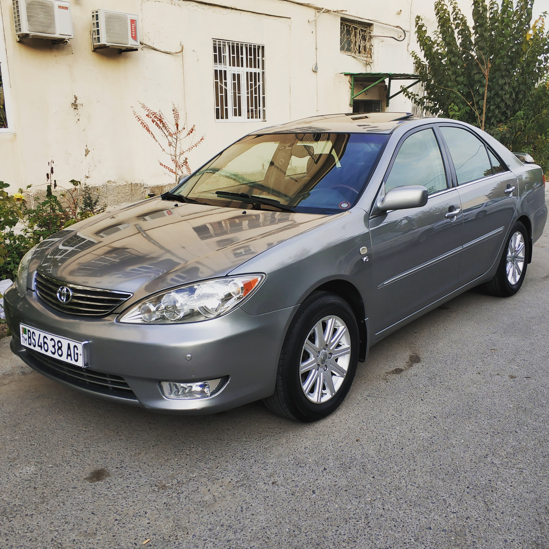 Toyota Camry Grande XLE 2005 — DRIVE2