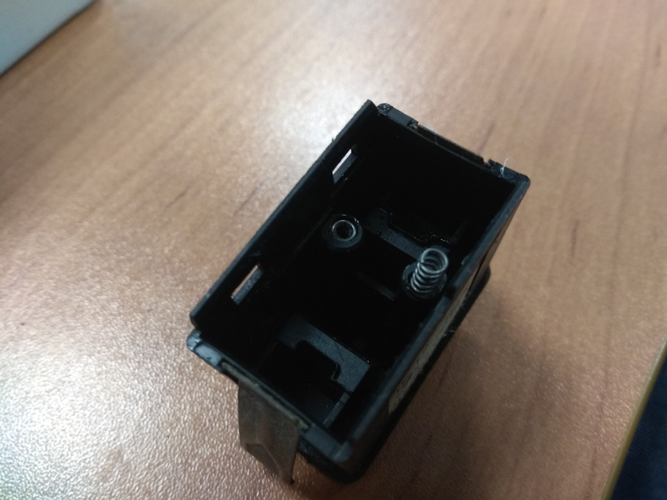_UAAAgOUueA-960.jpg