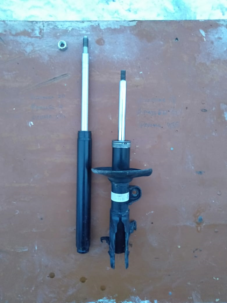 Потекла передняя левая стойка амортизатора. Часть 1. — Suzuki Every ...