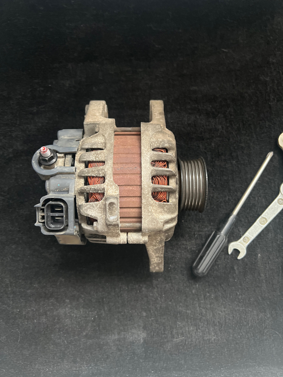 Замена регулятора напряжения в генераторе — Hyundai Elantra (4G), 1,6 л ...
