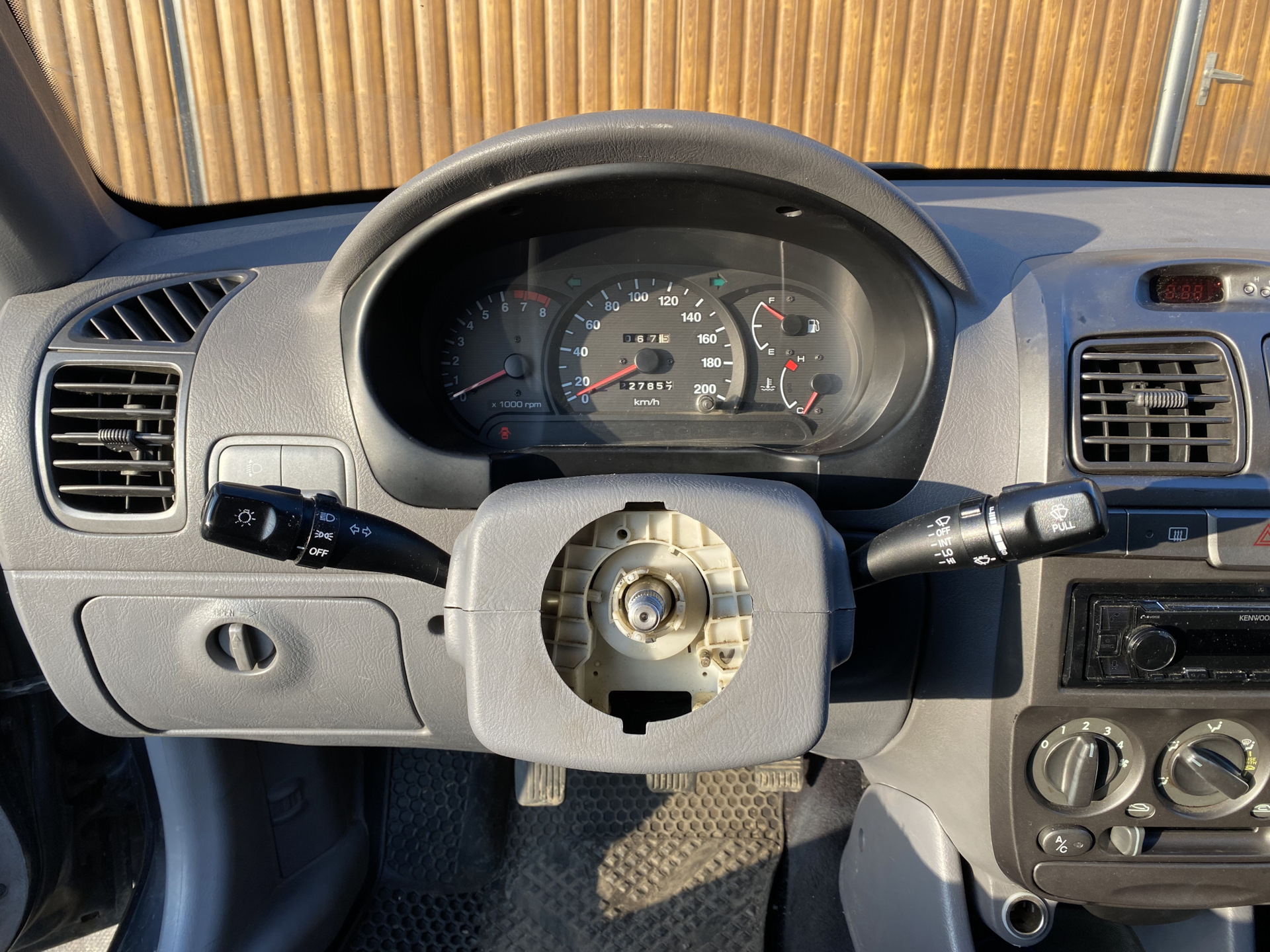 Установка руля от Соляриса в акцент — Hyundai Accent (2G), 1,5 л, 2010 ...