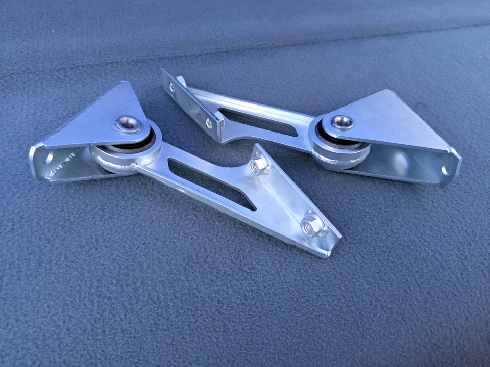 Вид на сайлентблок и сварные швы