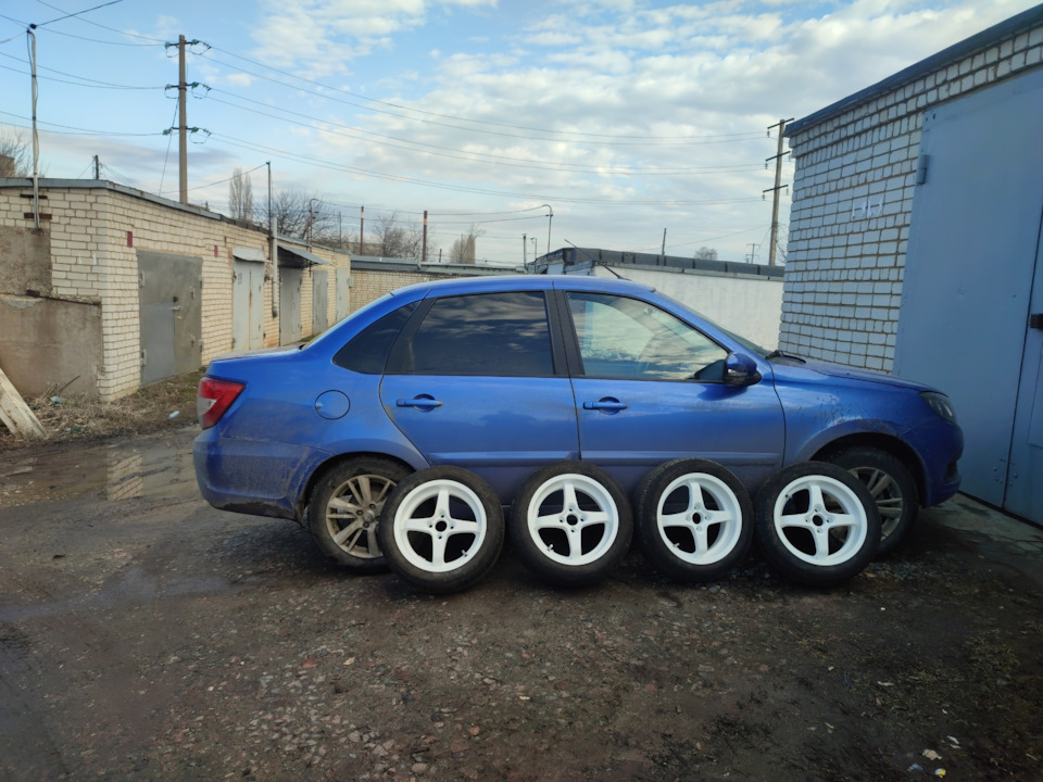 R15 реплика lenso — Lada Гранта (2G) FL, 1,6 л, 2020 года | колёсные ...