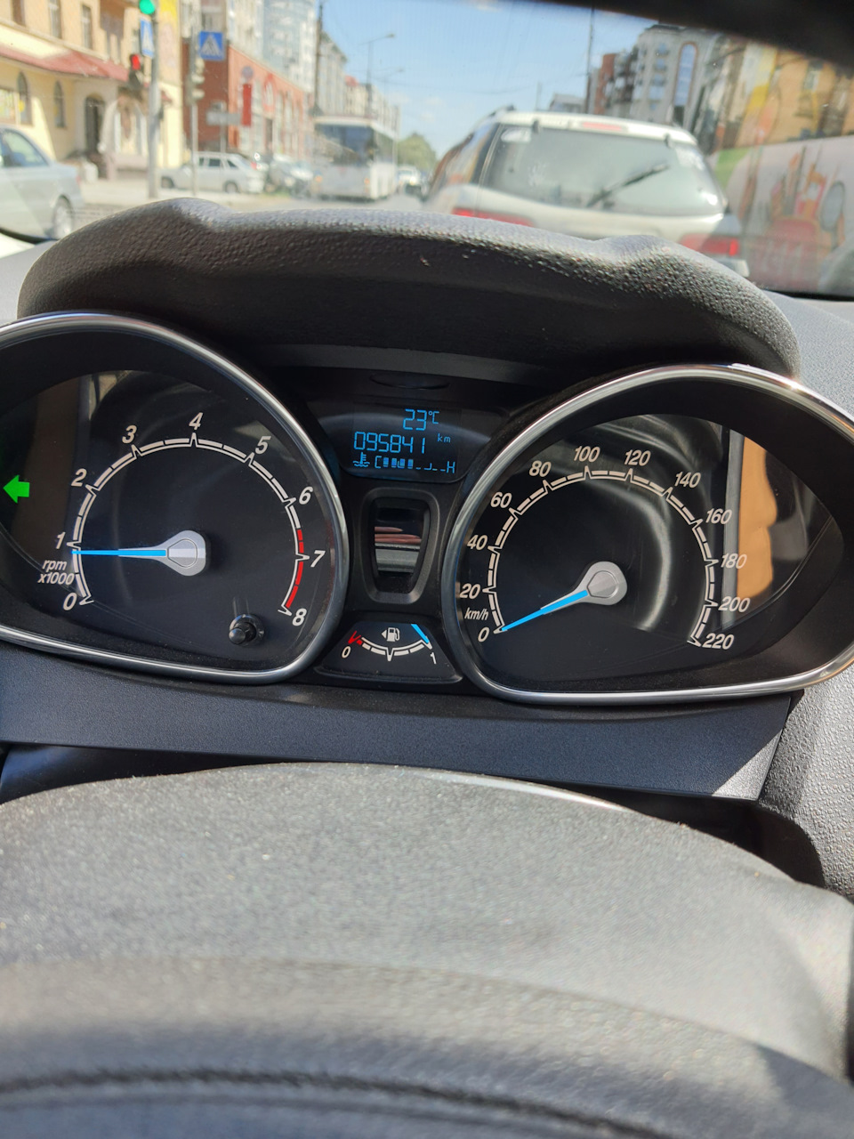 Замена тормозных дисков и колодок передних, замена тормозных колодок ...