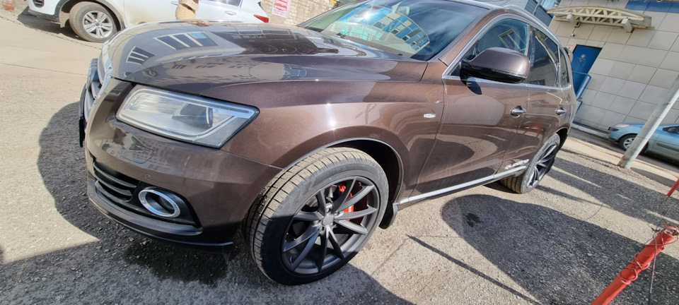 Фото в бортжурнале Audi Q5 (1G)