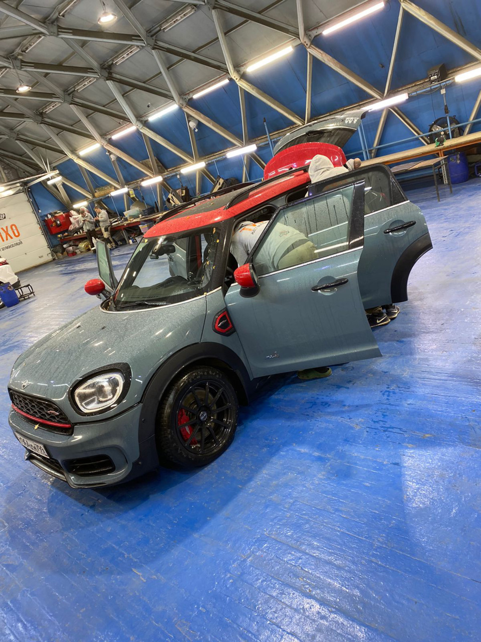 Дошумил авто — MINI John Cooper Works Countryman (2G), 2 л, 2020 года |  тюнинг | DRIVE2