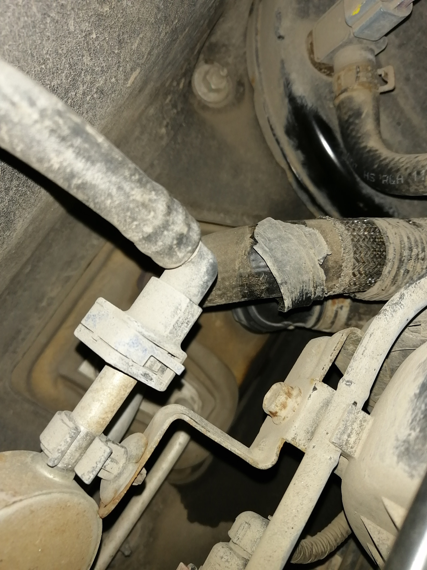 Замена уплотнительного кольца фитинга обогревателя. Промах — Opel Mokka ...