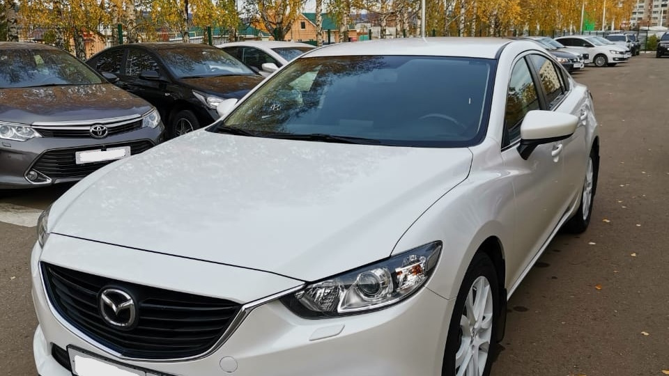 Белый перламутр фото Mazda 6 (3G) GJ 2.0 бензиновый 2015 Белый перламутр 2.0 на DRIVE2