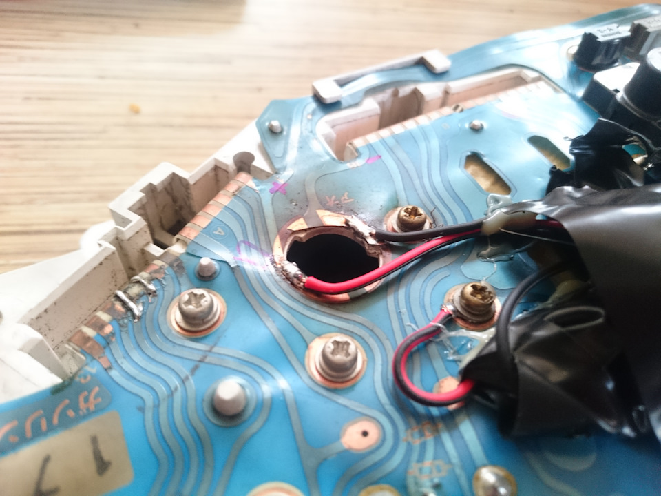 Пересветил приборку 20летнему ведру с болтами — Toyota Land Cruiser ...