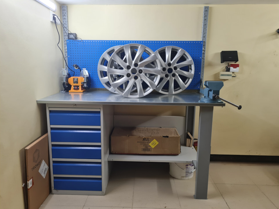 Правка вмятин на оригинальных дисках от Мазды. — DRIVE2