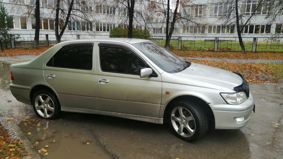 Шины toyota vista. Виста 50. Тойота Виста 50. Литье Виста 50. Toyota Vista v50 салон.