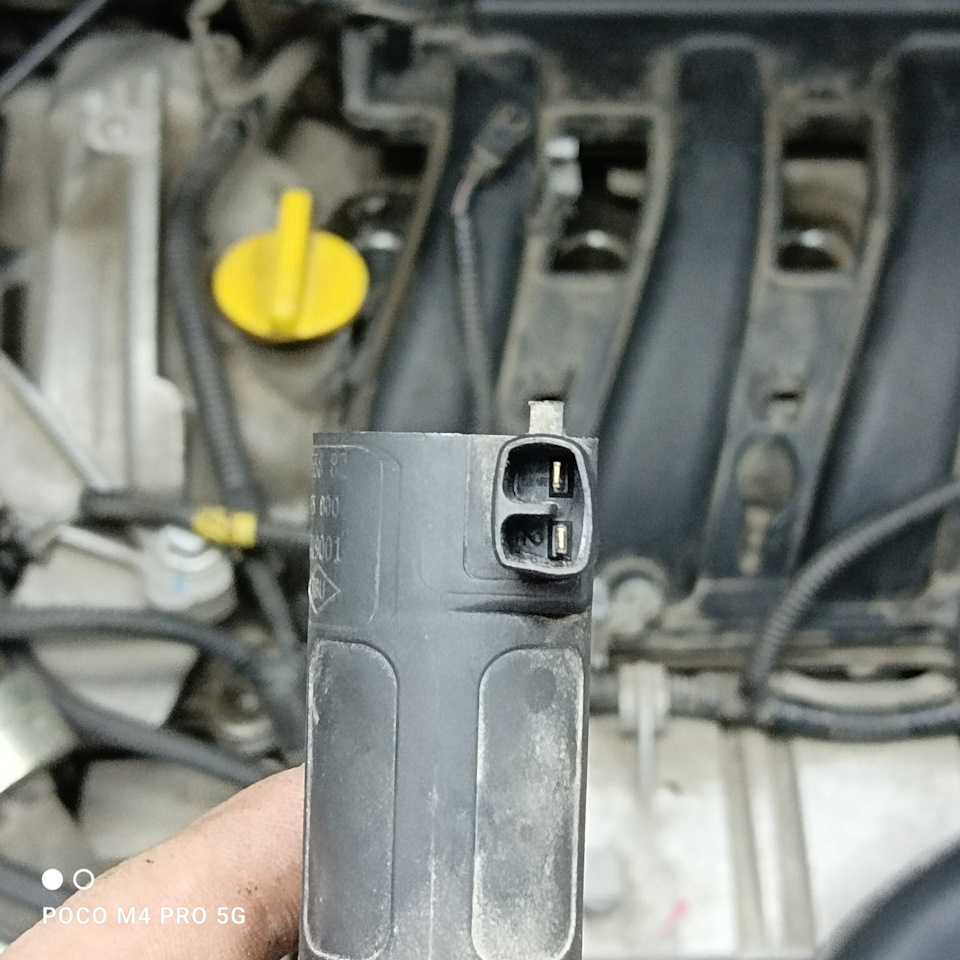 Замена катушки зажигания - Renault Logan (1G), 1,6 л, 2008 года запчасти DRIVE2