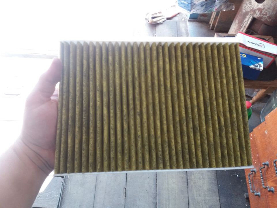 Замена салонного и топливного фильтра — KIA Ceed (1G), 1,6 л, 2010 года ...