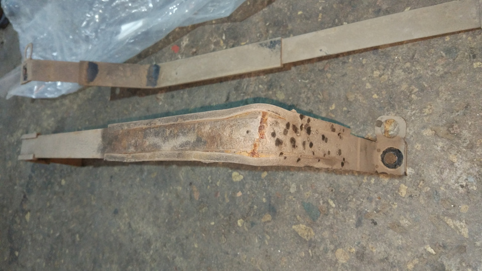 Замена хомутов бензобака — KIA Ceed (1G), 1,6 л, 2010 года | визит на ...