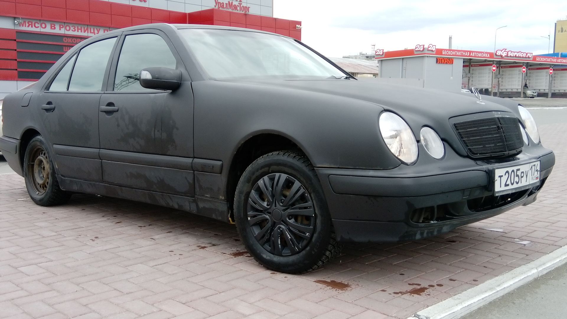 Mercedes-Benz E-class (W210) 2.2 бензиновый 2000 | 