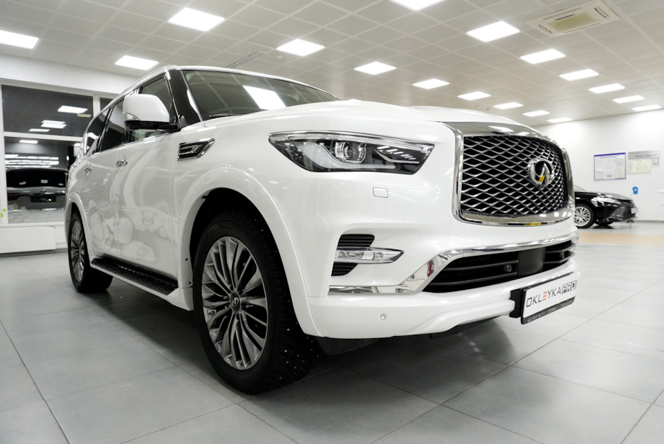 Что лучше лексус 570 или инфинити qx80