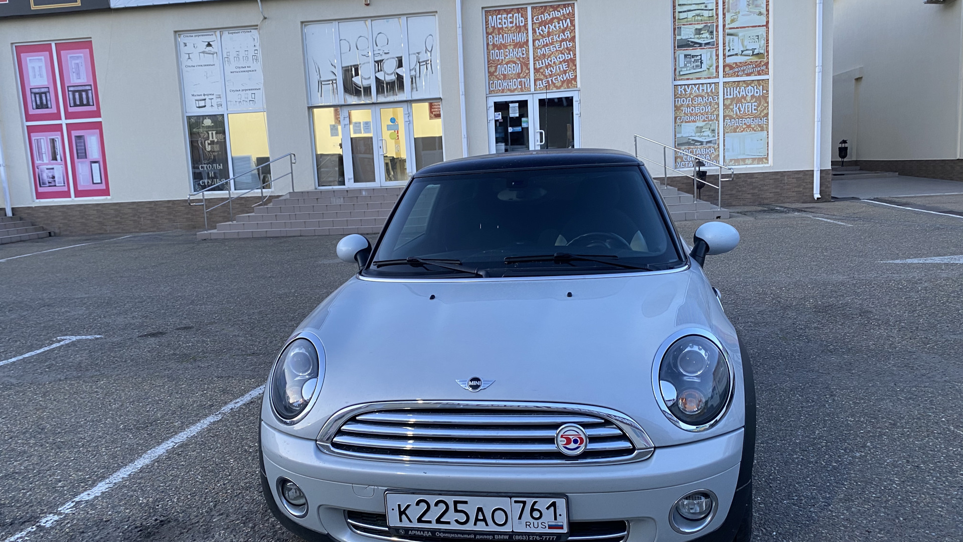 MINI Cooper Mk II 1.6 бензиновый 2009 | Машина жены на DRIVE2