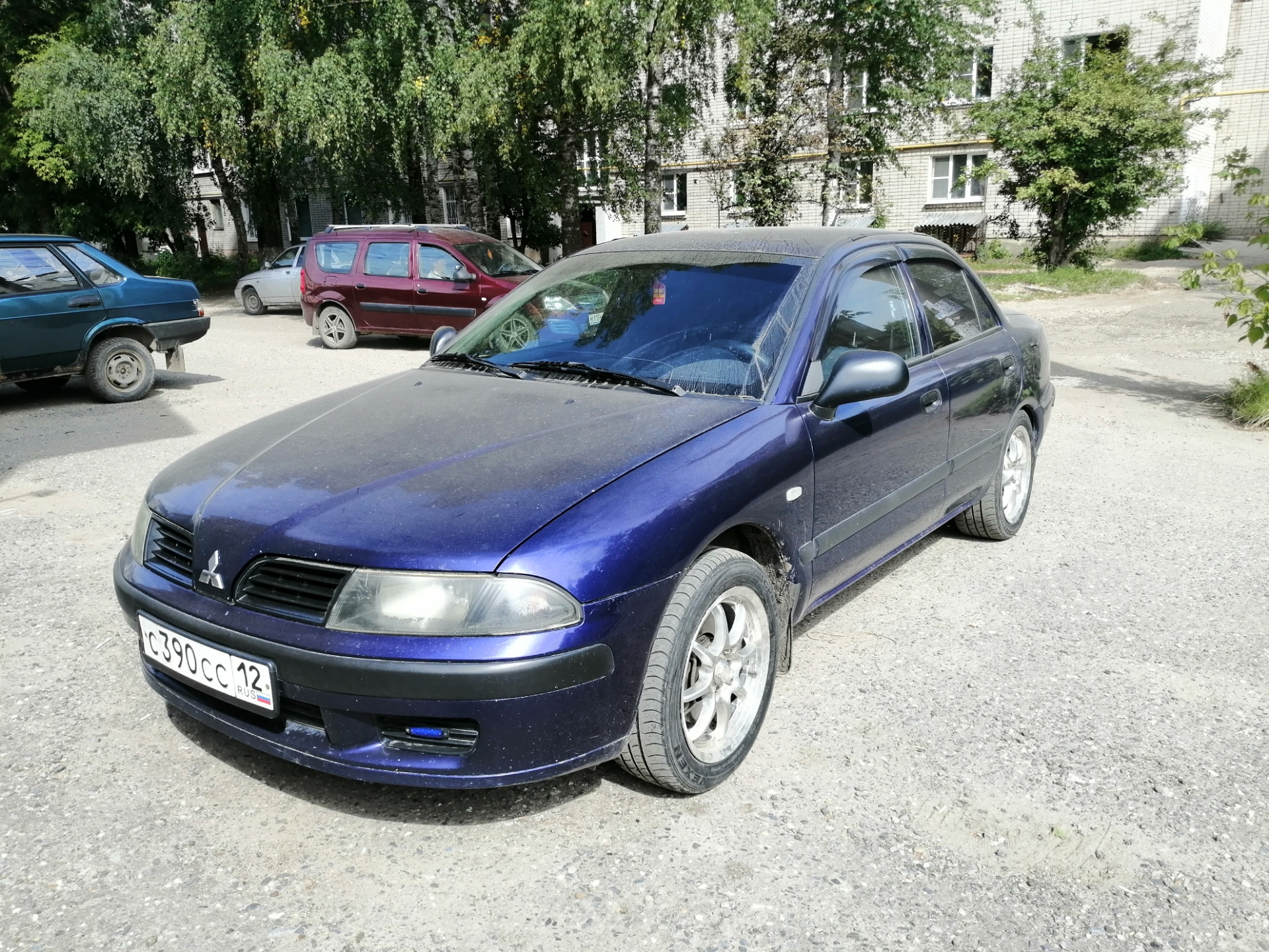 mitsubishi carisma 2003 РіРѕРґ