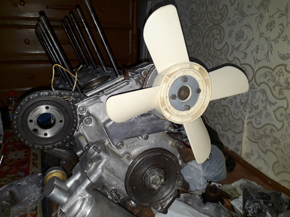 Перед сборкой системы охлаждения двигателя — Москвич 2140, 1,3 л, 1979 ...