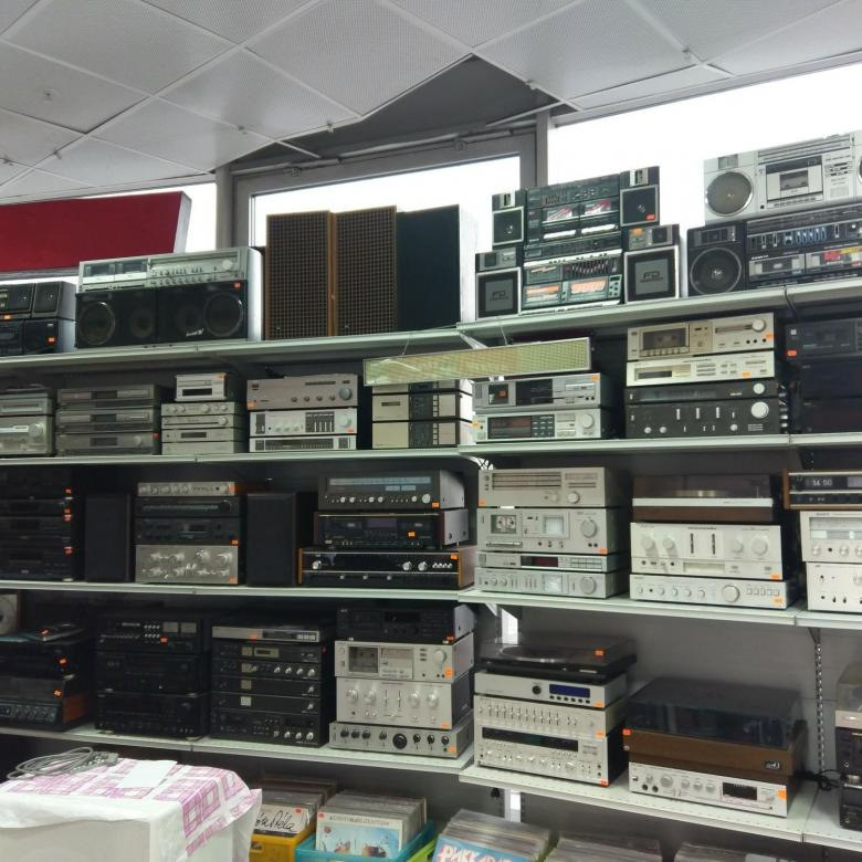 магазины аудиотехники в москве. Vintage tech. боровая 62. комиссионный магазин аудиотехники. Pioneer s90.