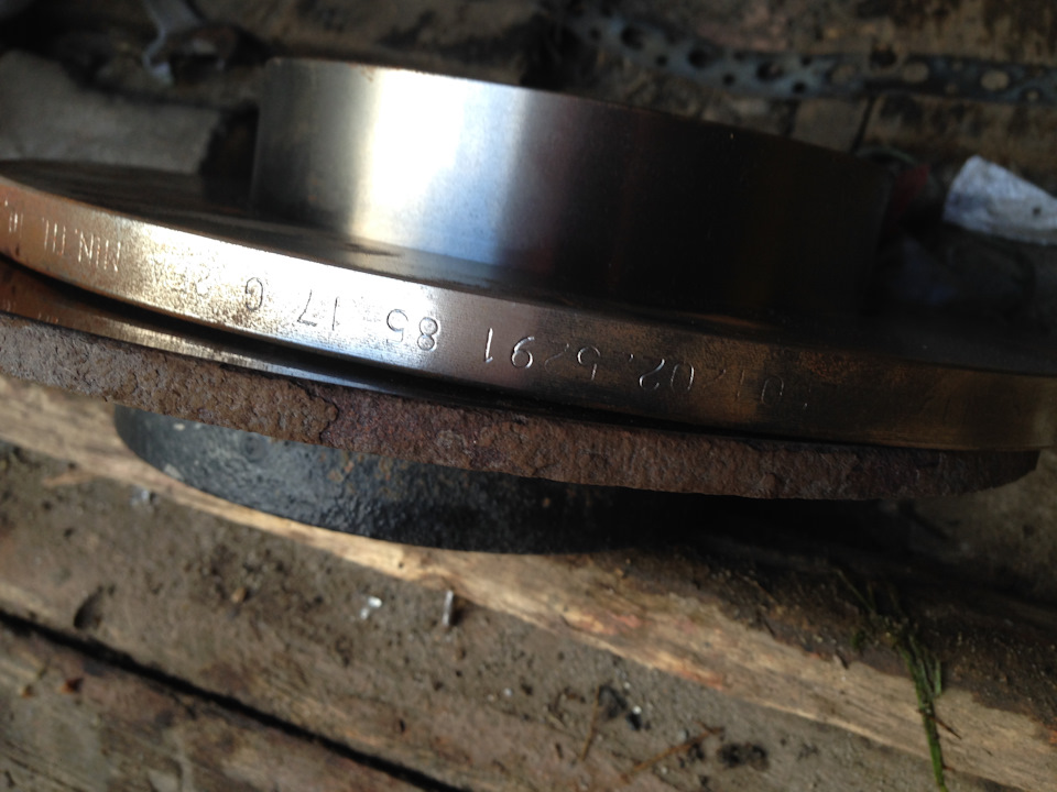 Фото в бортжурнале Renault Logan (1G)