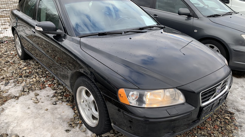 Замена левого пыльника рулевой рейки — Volvo S60 (1G), 2,4 л, 2009 года ...