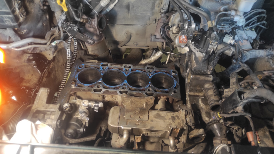 Очередная замена прокладки ГБЦ — Hyundai Santa Fe (2G), 2,2 л, 2010 ...